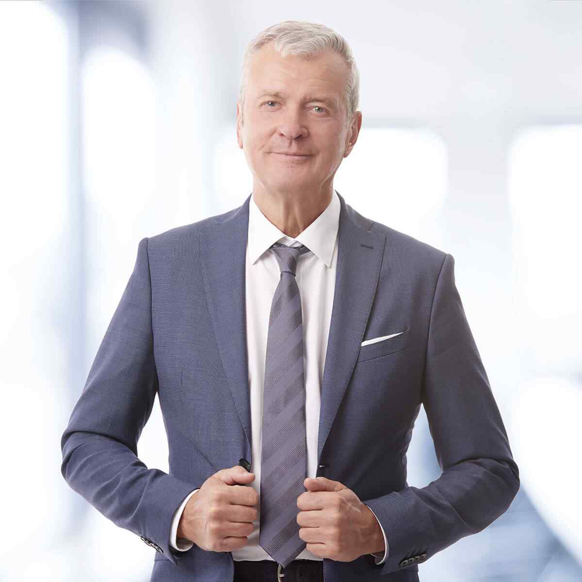 http://www.przysowa.pl/wp-content/uploads/2019/04/img-people-01.jpg